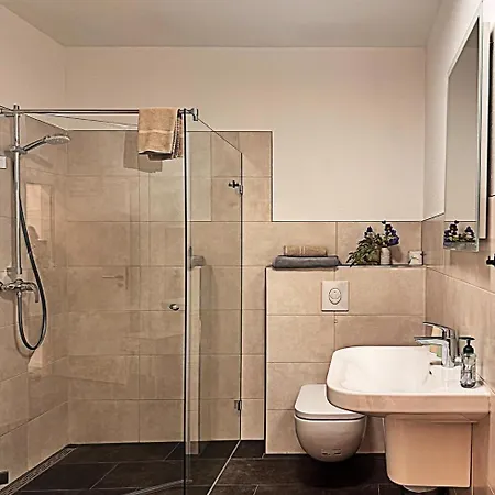 Апартаменты Neues Ruhrtal 2 Mit Balkon *