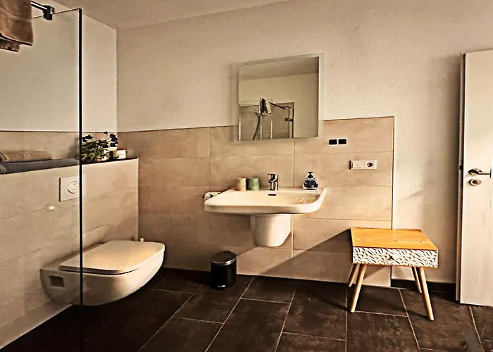 Neues Ruhrtal 2 Mit Balkon *